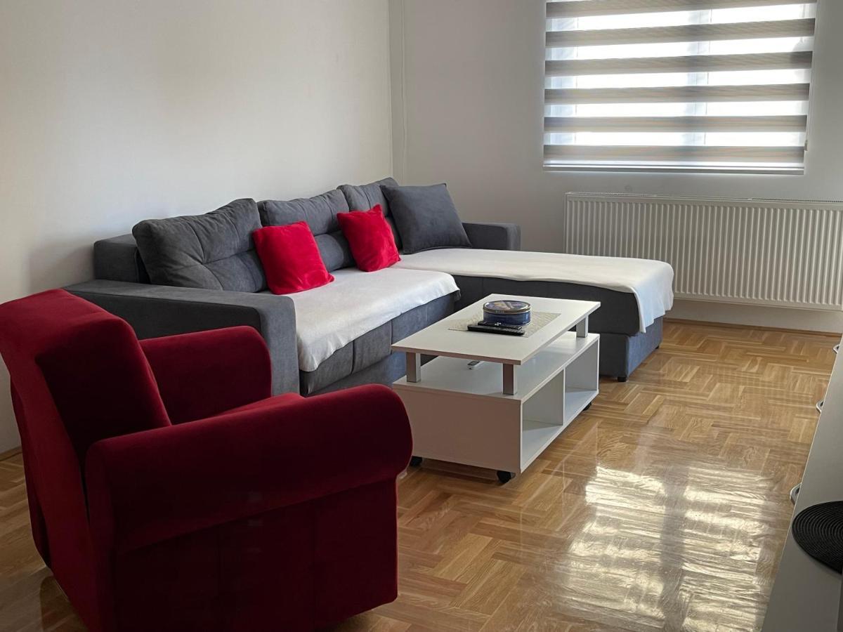 City Apartmani Ni エクステリア 写真